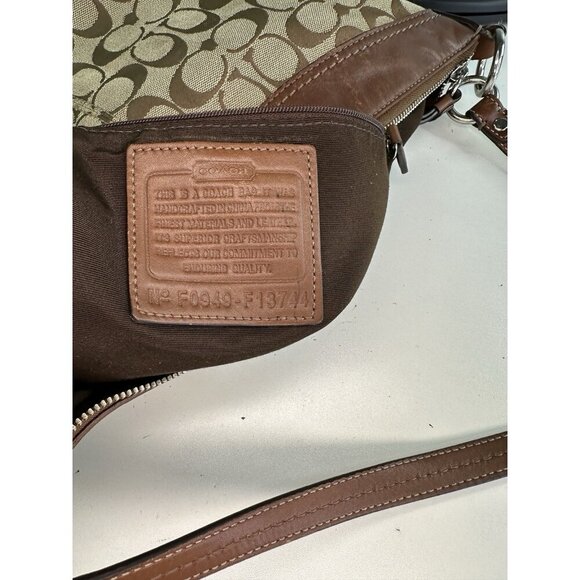 WORN - COACH F13744 Brown Signature Ashley Shoulder Leather trim Hobo Bag - Picture 8 of 12
